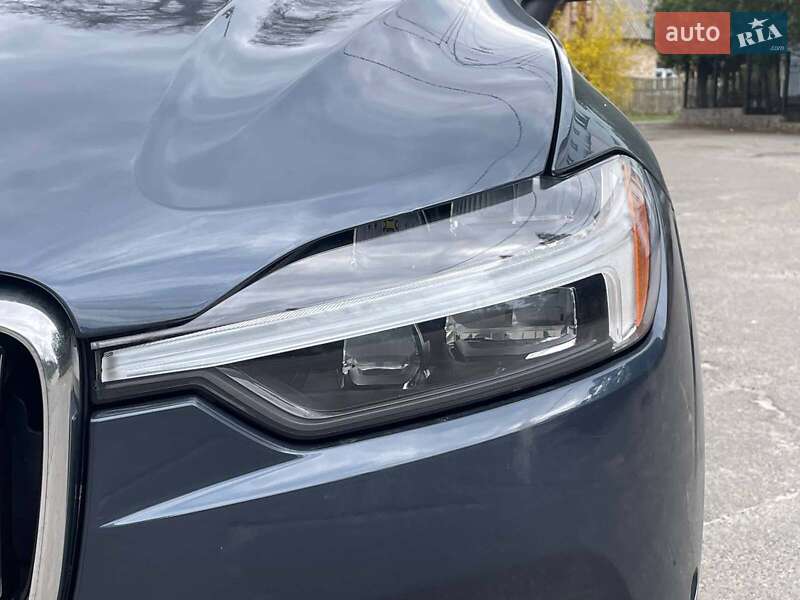 Внедорожник / Кроссовер Volvo XC60 2021 в Киеве