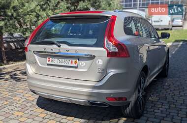 Внедорожник / Кроссовер Volvo XC60 2017 в 