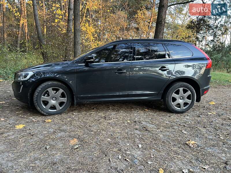 Внедорожник / Кроссовер Volvo XC60 2016 в Нововолынске
