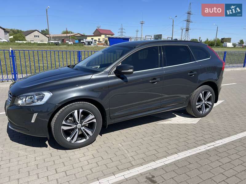 Внедорожник / Кроссовер Volvo XC60 2016 в Нововолынске