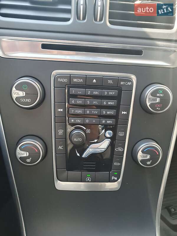 Позашляховик / Кросовер Volvo XC60 2015 в Івано-Франківську