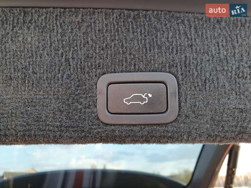 Позашляховик / Кросовер Volvo XC60 2015 в Івано-Франківську