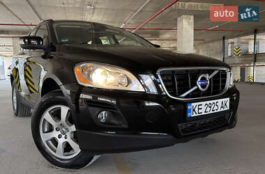 Позашляховик / Кросовер Volvo XC60 2009 в 