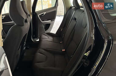 Позашляховик / Кросовер Volvo XC60 2009 в 