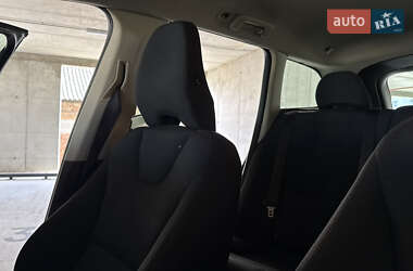 Позашляховик / Кросовер Volvo XC60 2009 в 