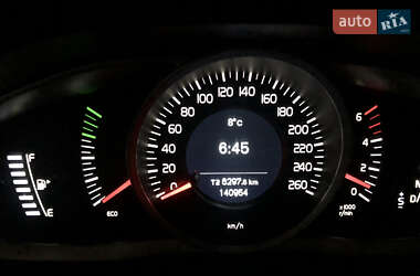 Внедорожник / Кроссовер Volvo XC60 2013 в 