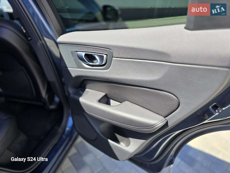 Внедорожник / Кроссовер Volvo XC60 2022 в Умани фото 59 Внедорожник / Кроссовер Volvo XC60 2022 в Умани