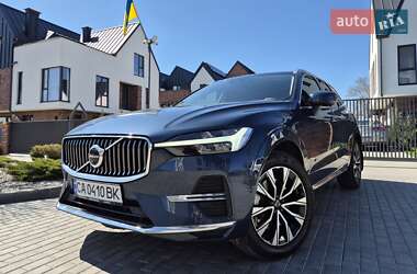Внедорожник / Кроссовер Volvo XC60 2022 в 