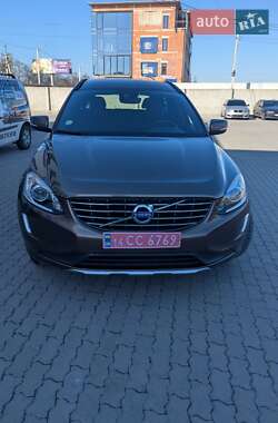 Внедорожник / Кроссовер Volvo XC60 2015 в 