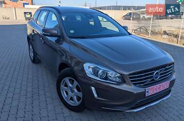 Внедорожник / Кроссовер Volvo XC60 2015 в 