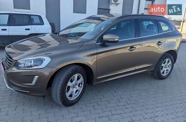Внедорожник / Кроссовер Volvo XC60 2015 в 