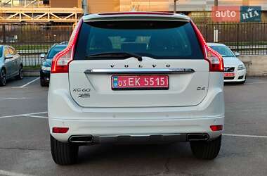 Позашляховик / Кросовер Volvo XC60 2015 в 