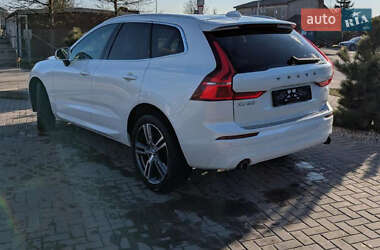 Внедорожник / Кроссовер Volvo XC60 2020 в 