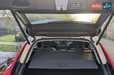 Внедорожник / Кроссовер Volvo XC60 2020 в 