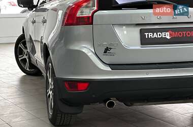 Внедорожник / Кроссовер Volvo XC60 2012 в 