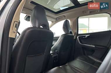 Внедорожник / Кроссовер Volvo XC60 2012 в 