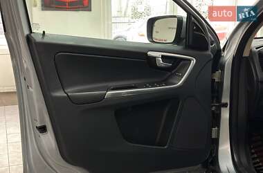 Внедорожник / Кроссовер Volvo XC60 2012 в 