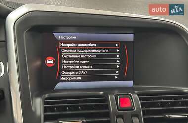 Внедорожник / Кроссовер Volvo XC60 2012 в 
