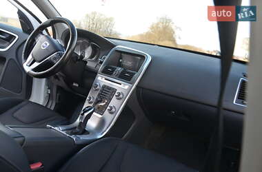 Позашляховик / Кросовер Volvo XC60 2017 в 