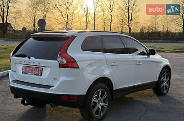 Внедорожник / Кроссовер Volvo XC60 2013 в 