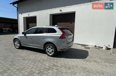 Внедорожник / Кроссовер Volvo XC60 2015 в 