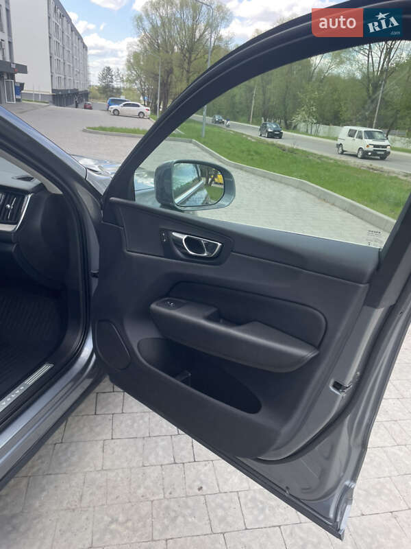 Позашляховик / Кросовер Volvo XC60 2018 в Новояворівську