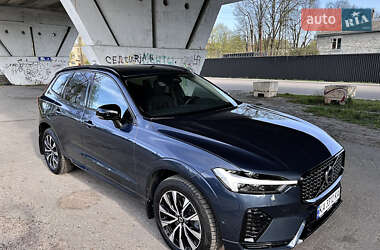 Внедорожник / Кроссовер Volvo XC60 2023 в 