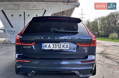 Внедорожник / Кроссовер Volvo XC60 2023 в 