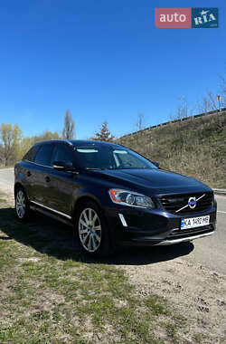 Внедорожник / Кроссовер Volvo XC60 2017 в 