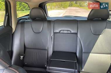 Внедорожник / Кроссовер Volvo XC60 2009 в 