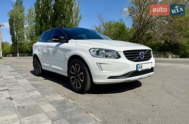 Внедорожник / Кроссовер Volvo XC60 2014 в Киеве