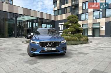 Позашляховик / Кросовер Volvo XC60 2018 в 