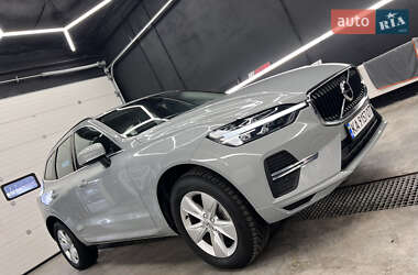 Внедорожник / Кроссовер Volvo XC60 2023 в 