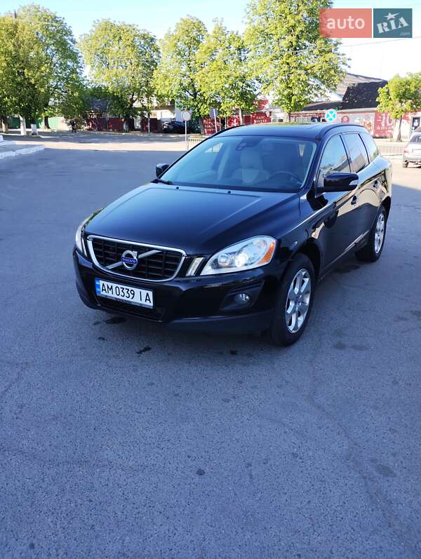 Позашляховик / Кросовер Volvo XC60 2008 в Житомирі