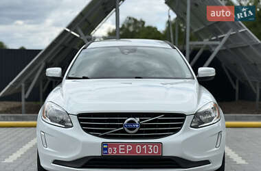 Внедорожник / Кроссовер Volvo XC60 2015 в 