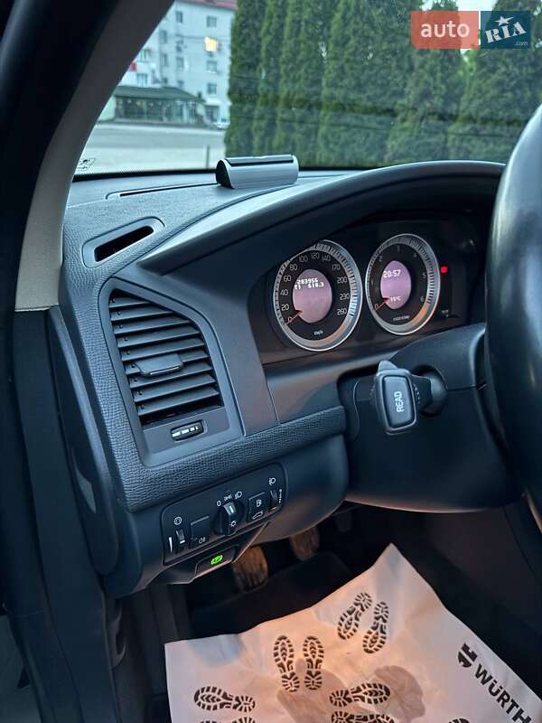 Позашляховик / Кросовер Volvo XC60 2010 в Самборі