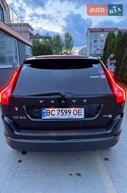 Внедорожник / Кроссовер Volvo XC60 2010 в 