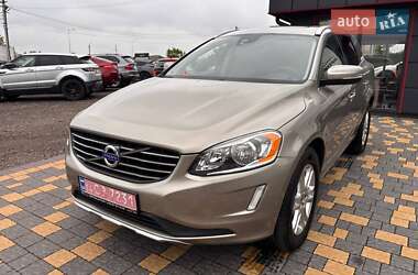 Внедорожник / Кроссовер Volvo XC60 2015 в 