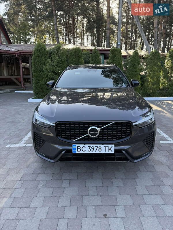 Volvo XC60 2021