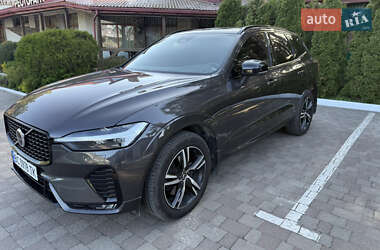 Внедорожник / Кроссовер Volvo XC60 2021 в 