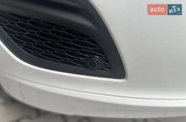 Внедорожник / Кроссовер Volvo XC60 2012 в 