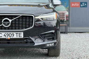 Внедорожник / Кроссовер Volvo XC60 2018 в 