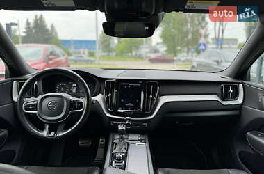 Внедорожник / Кроссовер Volvo XC60 2018 в 
