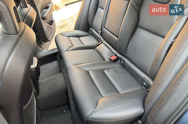 Внедорожник / Кроссовер Volvo XC60 2017 в 