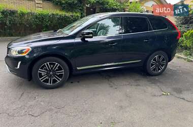 Внедорожник / Кроссовер Volvo XC60 2016 в 