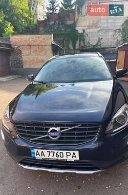 Внедорожник / Кроссовер Volvo XC60 2016 в Киеве