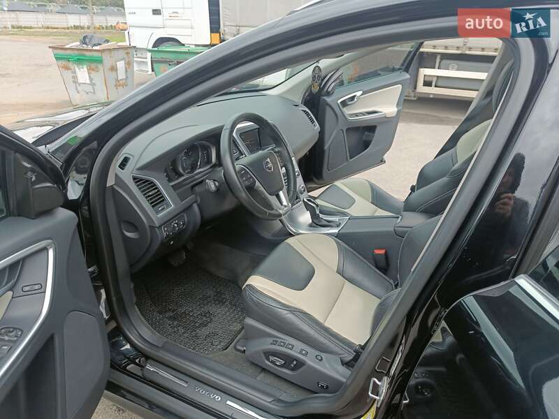 Внедорожник / Кроссовер Volvo XC60 2016 в Виннице