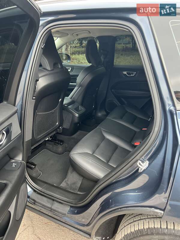 Внедорожник / Кроссовер Volvo XC60 2018 в Житомире фото 7 Внедорожник / Кроссовер Volvo XC60 2018 в Житомире