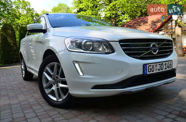 Внедорожник / Кроссовер Volvo XC60 2017 в 