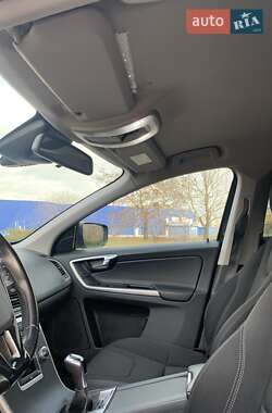 Внедорожник / Кроссовер Volvo XC60 2015 в 